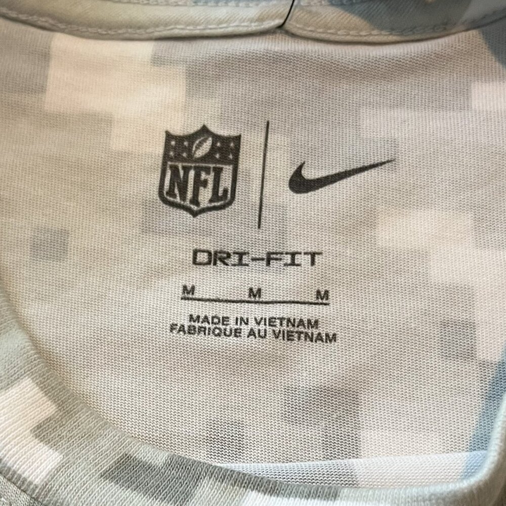 Nike NWT Dry-Fit Atlanta Falcons Salute to Service Men's Medium Shirt - Picture 2 of 4